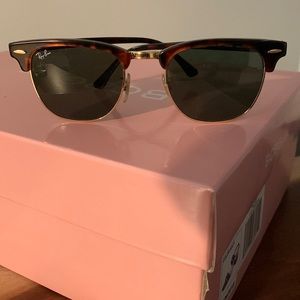 Ray-ban clubmaster tortoise size 49-21